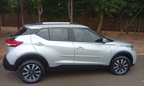 NISSAN KICKS 1.6 16V FLEXSTART ACTIVE XTRONIC NISSAN KICKS 1.6 16V FLEXSTART ACTIVE XTRONIC